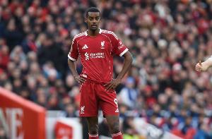 利物浦生涯英超首球！伊萨克：我等这球很久了，今天值得高兴