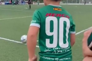 @阿森纳球探！不到10岁的小球员就像踢了600场英超一样！